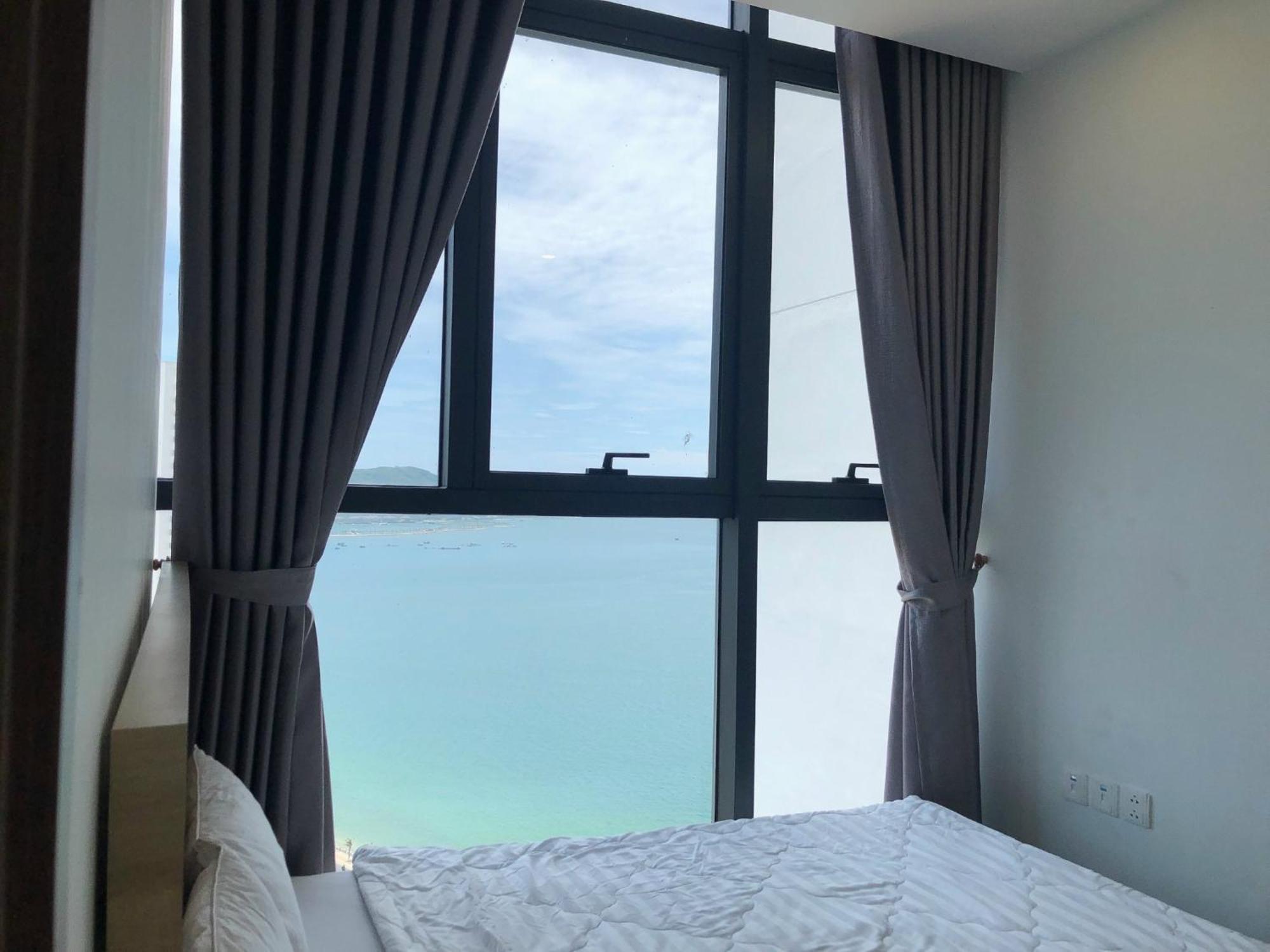 Scenia Bay Oceanfront By Housing Apartment Nha Trang Exterior photo