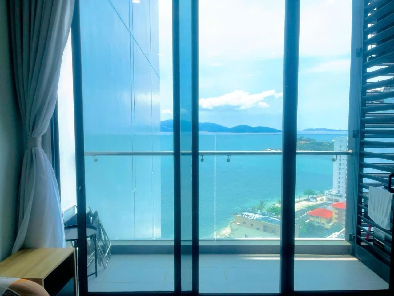Scenia Bay Oceanfront By Housing Apartment Nha Trang Exterior photo