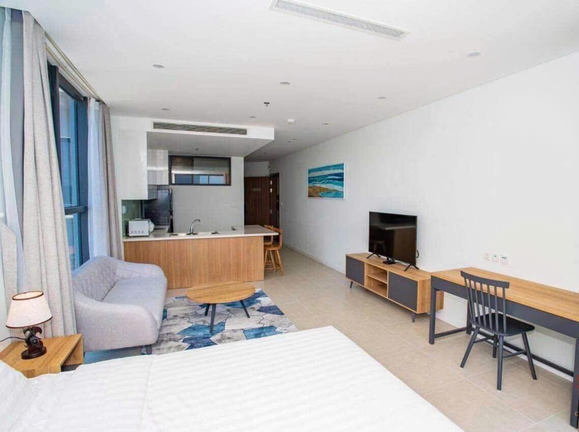 Scenia Bay Oceanfront By Housing Apartment Nha Trang Exterior photo